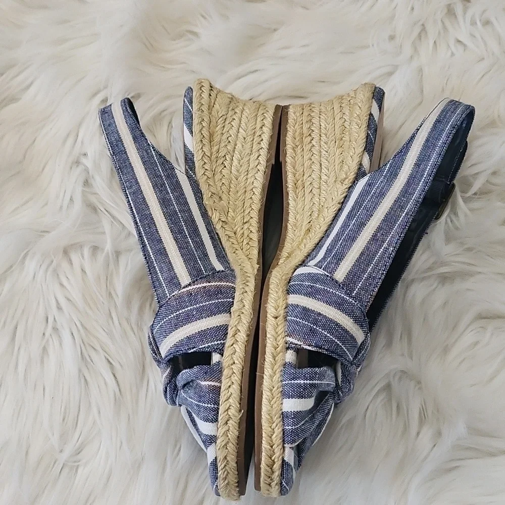 Bella Vita Navy Striped Espadrille Sandals NIB